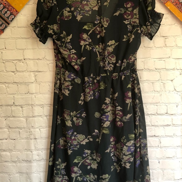 Floral summer dress puffy sleeves - Picture 4 of 5